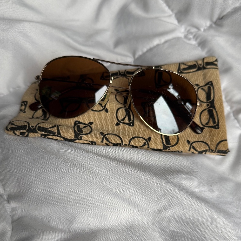 Target Aviator Sunglasses w/ Case